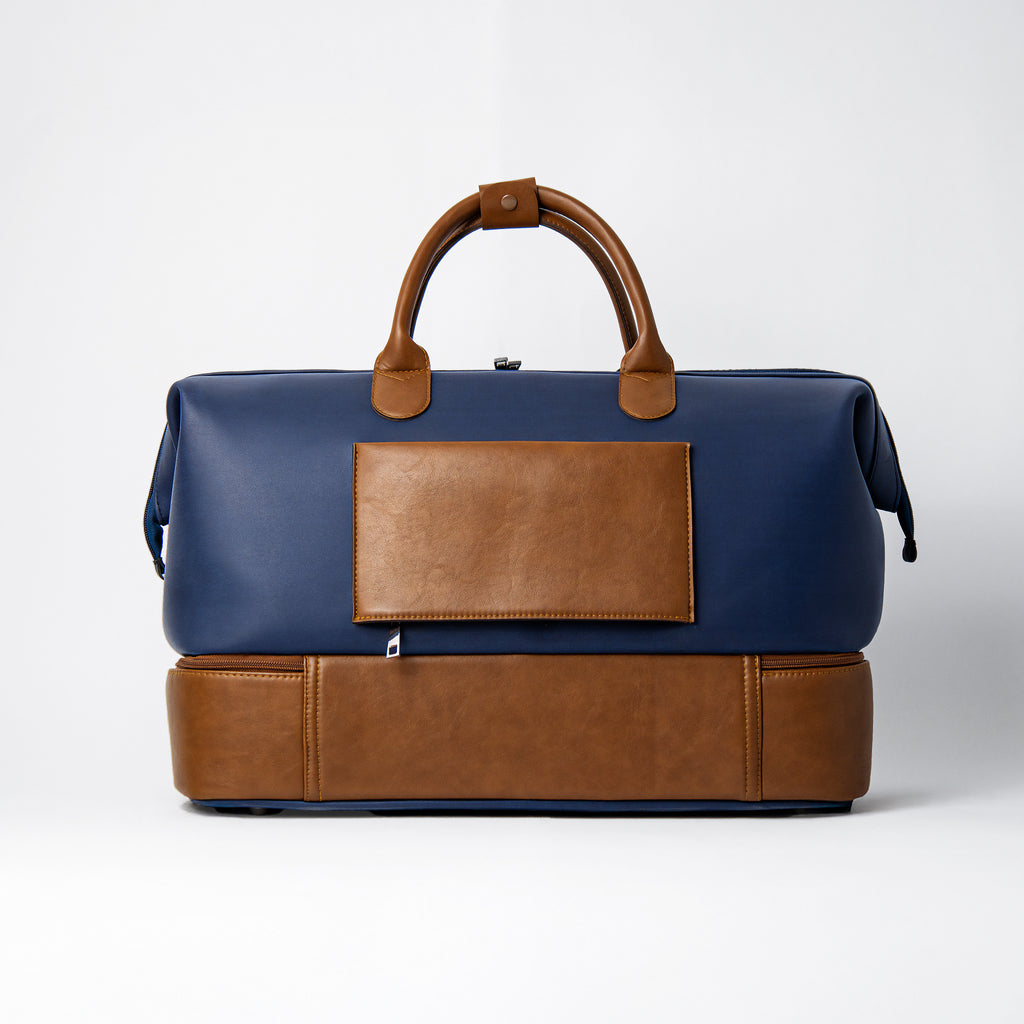 Nocturne vegan leather duffel bag – back view