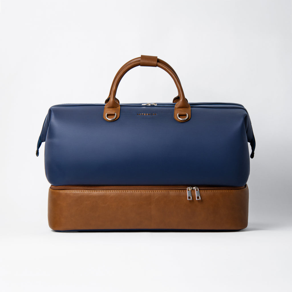 Nocturne vegan leather duffel bag – front view