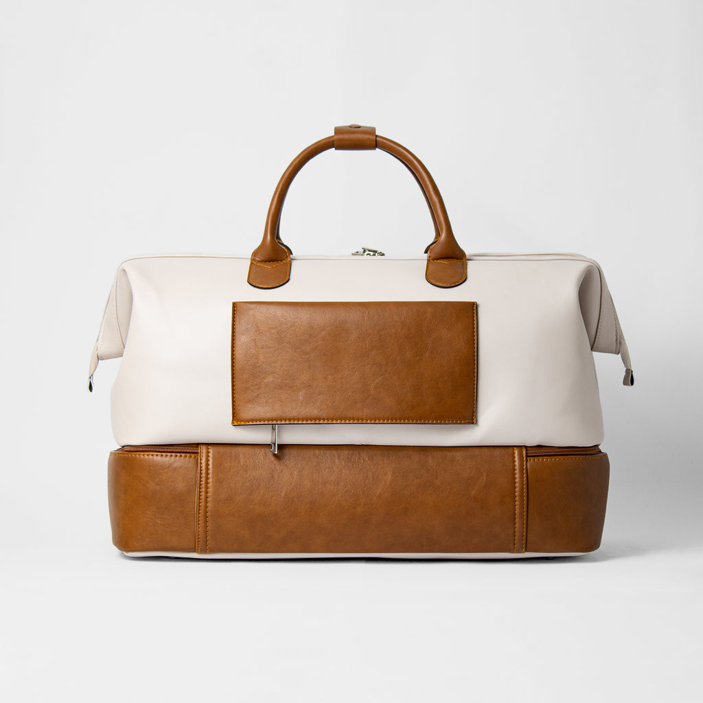 Meringue vegan leather duffel bag – back view